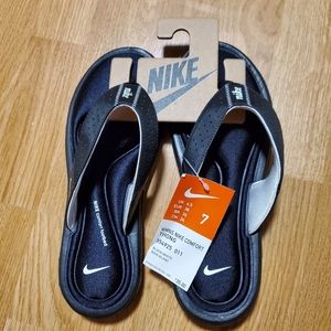 Nike comfort footbed